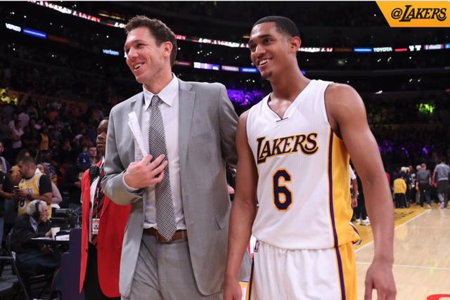 罗滕：姆巴佩在国家队受到了特殊待遇，这将破坏更衣室团结（罗滕称姆巴佩在国家队享受特权，恐冲击更衣室团结）