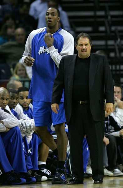 斯科尔斯：梅努需要离开 不理解俱乐部允许阿莫林这样对待他（斯科尔斯：梅努该走了，难以理解俱乐部纵容阿莫林如此对他）